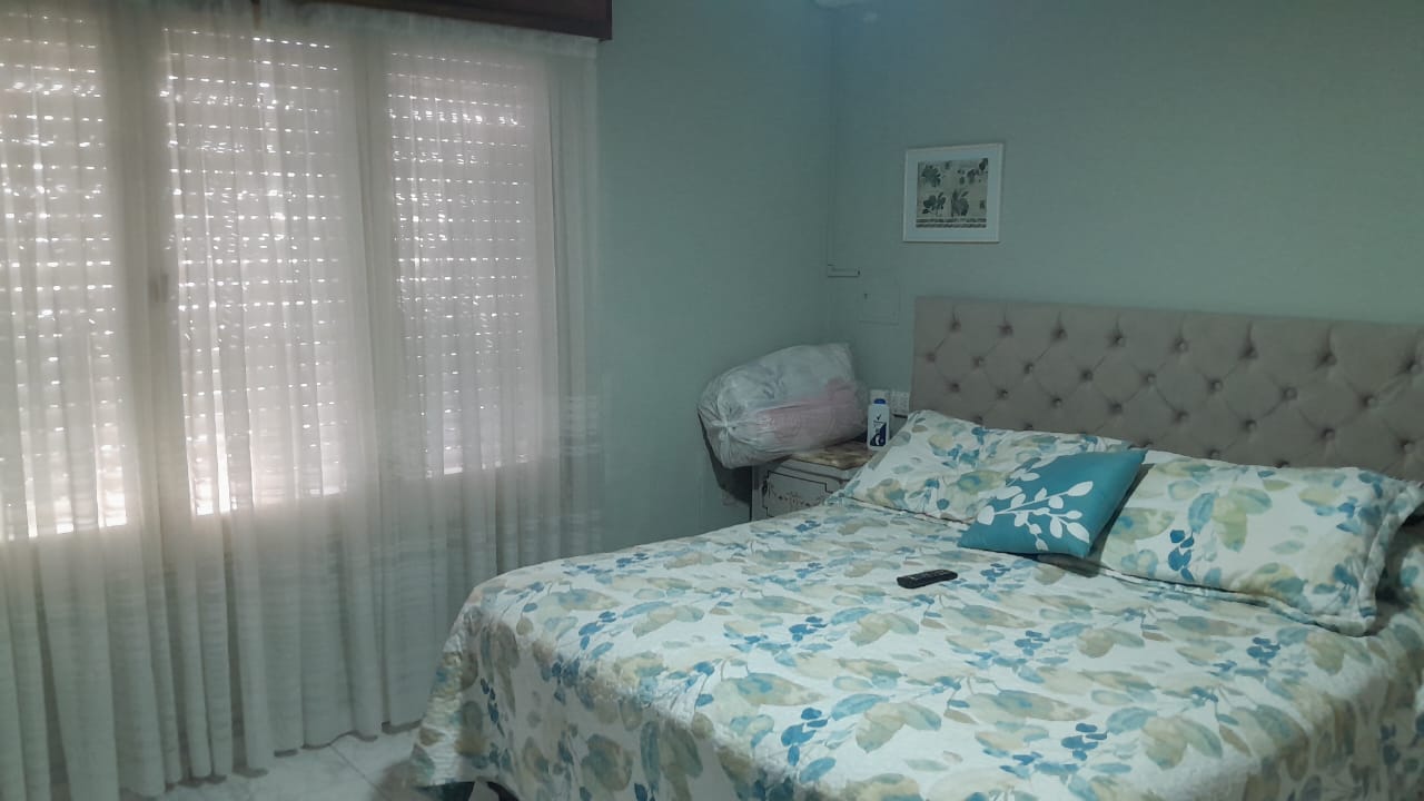 3 dormitorios · baño · living · cocina-comedor · lavadero · quincho y patio - foto 7