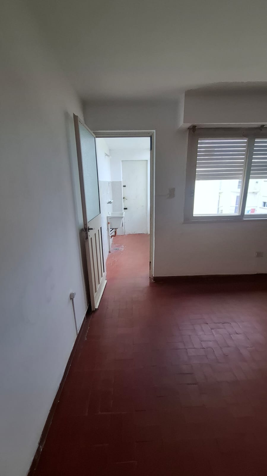 3 dormitorios · baño · cocina-comedor · living · lavadero · balcón amplio - foto 3