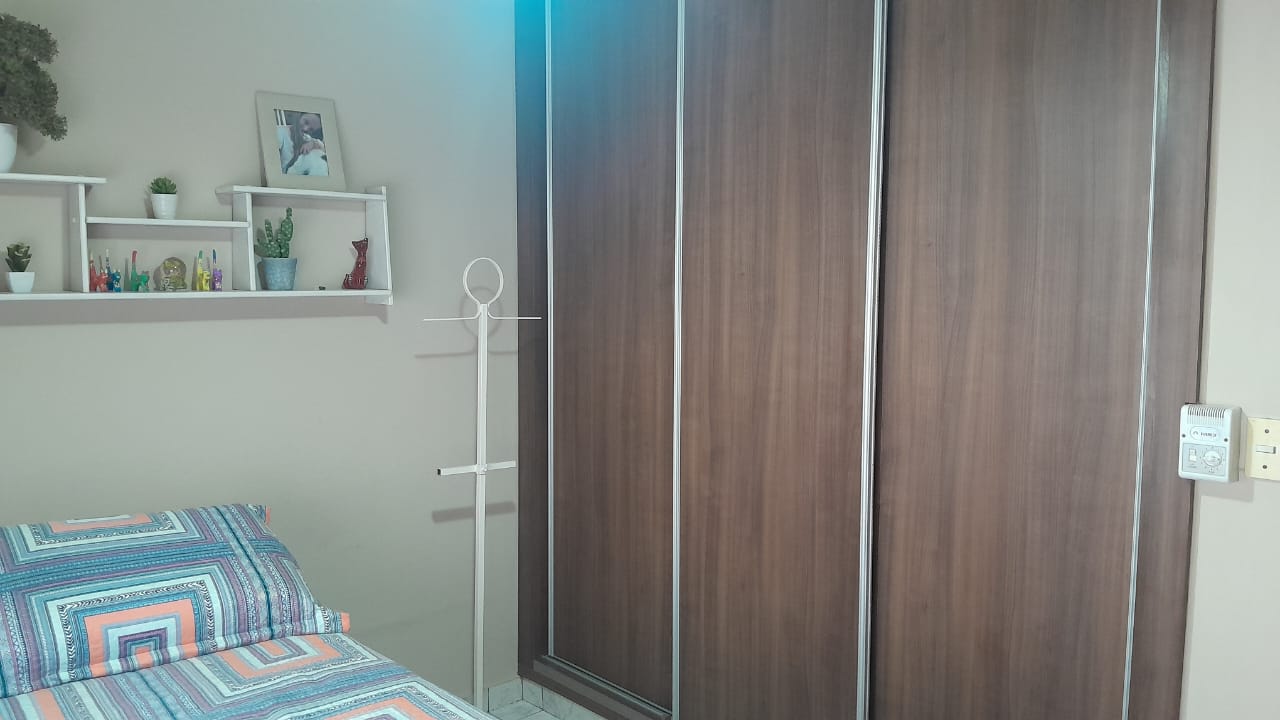 3 dormitorios · baño · living · cocina-comedor · lavadero · quincho y patio - foto 6
