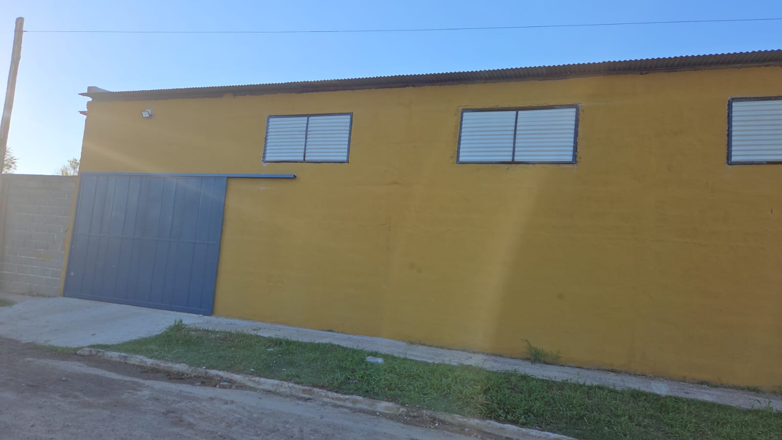 Galpón 10 x 25
Con baño - foto 2