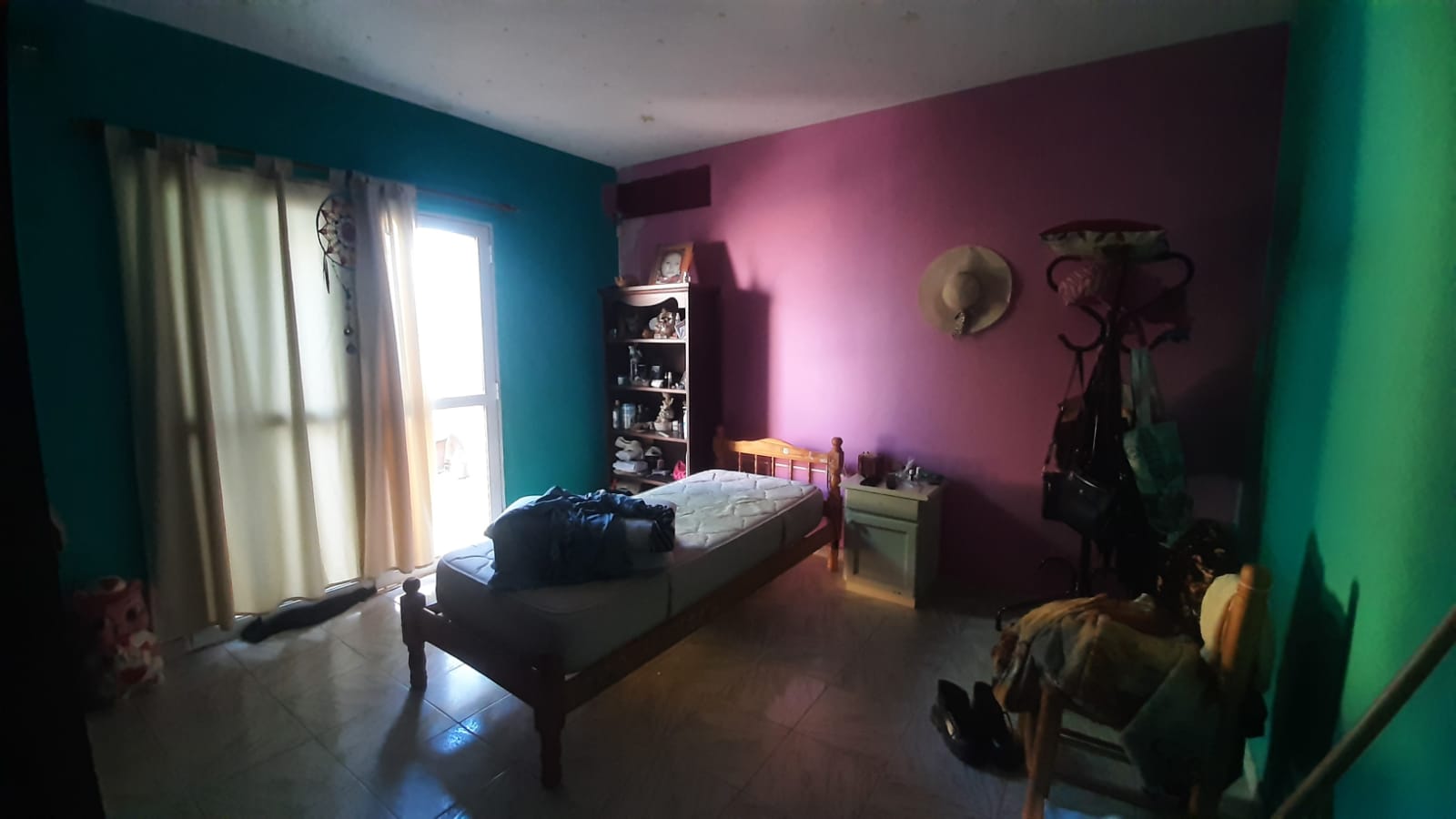 3 habitaciones · cocina comedor · baño · garaje y cochera · quincho · lavadero - foto 4