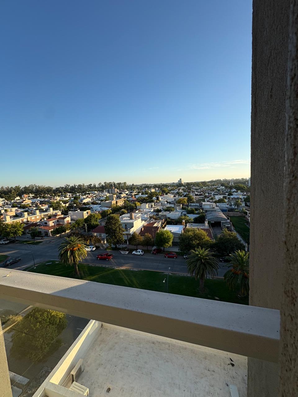 1 Dormitorio · cocina comedor · baño · balcón con vista al frente
TOTALMENTE AMOBLADO - foto 8