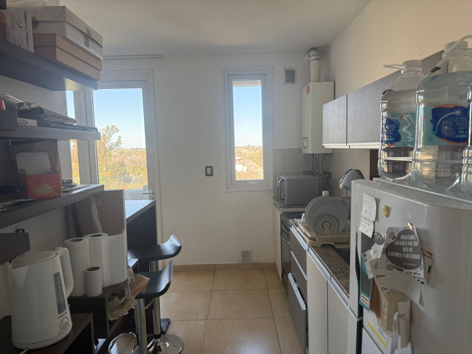 Cocina comedor · ante baño y baño · habitación con placar y balcon. Cuenta con cochera propia - foto 2