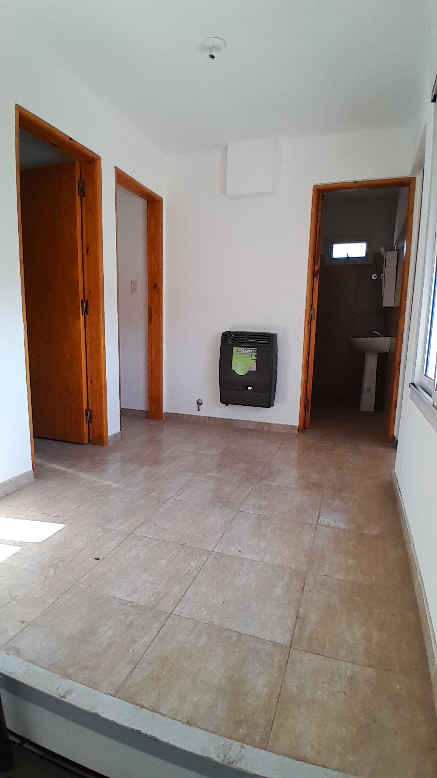 Duplex 3 habitaciones · cocina comedor · 2 baños · y patio de luz
Galpón con ingreso independiente · portón corredizo · 200 mts 2 - foto 10