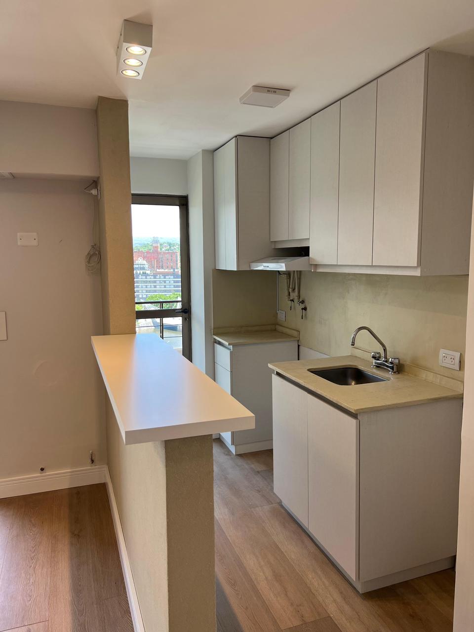 2 Dormitorios · 2 baños · Estar/ Cocina/Comedor · Cochera - foto 5