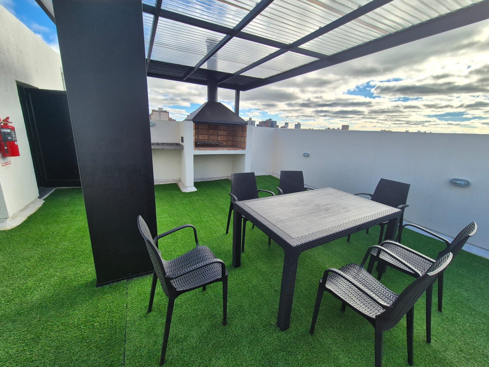 1 habitación · Planta baja · baño amplio · Cocina-estar integrados · 2 patios · terraza accesible y compartida - foto 15