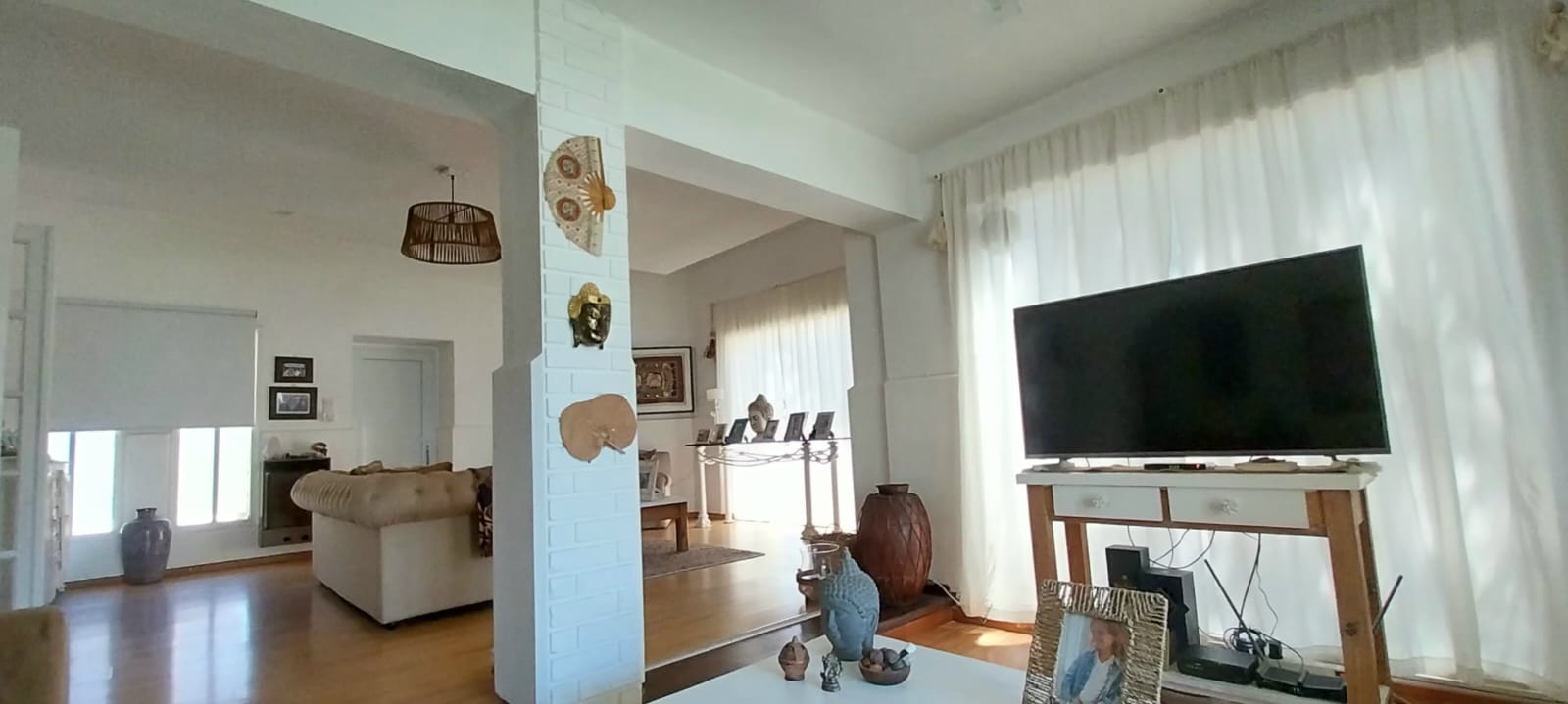 3 habitaciones · 2 baños · Cocina semi integrada · Comedor · Estar · Parque · Pileta · Quincho con asador - foto 11