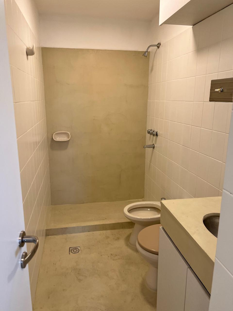 2 Dormitorios · 2 baños · Estar/ Cocina/Comedor · Cochera - foto 4
