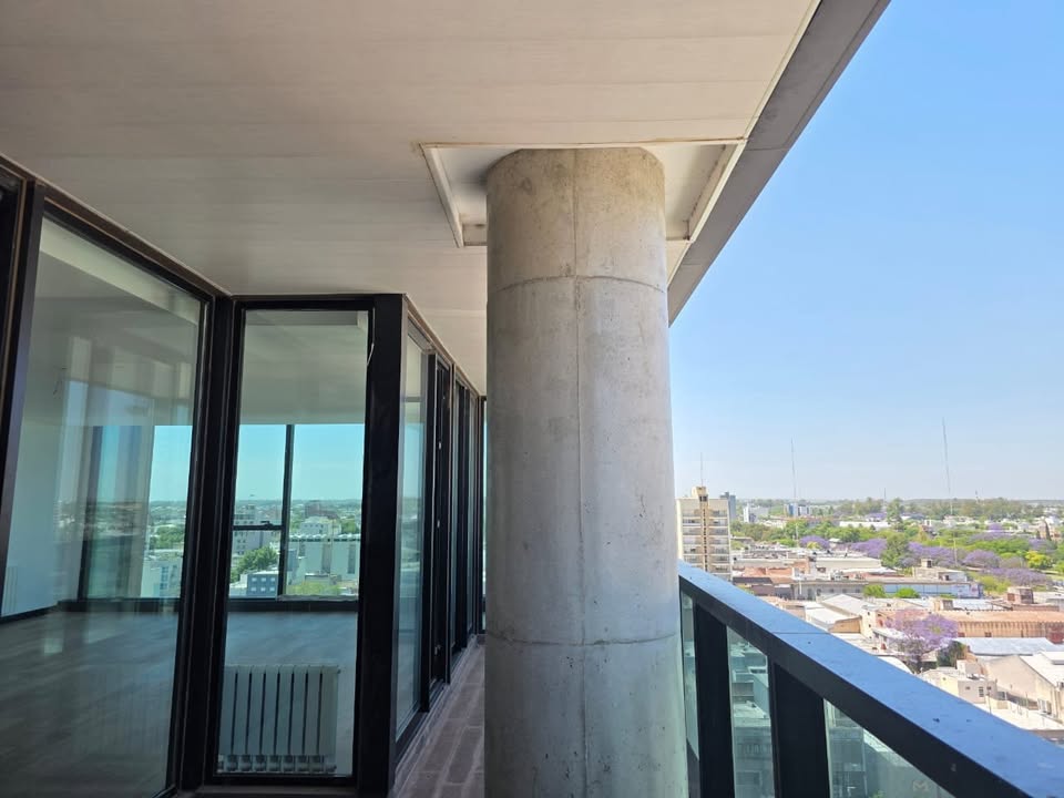 3 habitaciones · 3 baños · Inmenso estar-Comedor · Cocina completamente equipada · 250m2 - foto 5