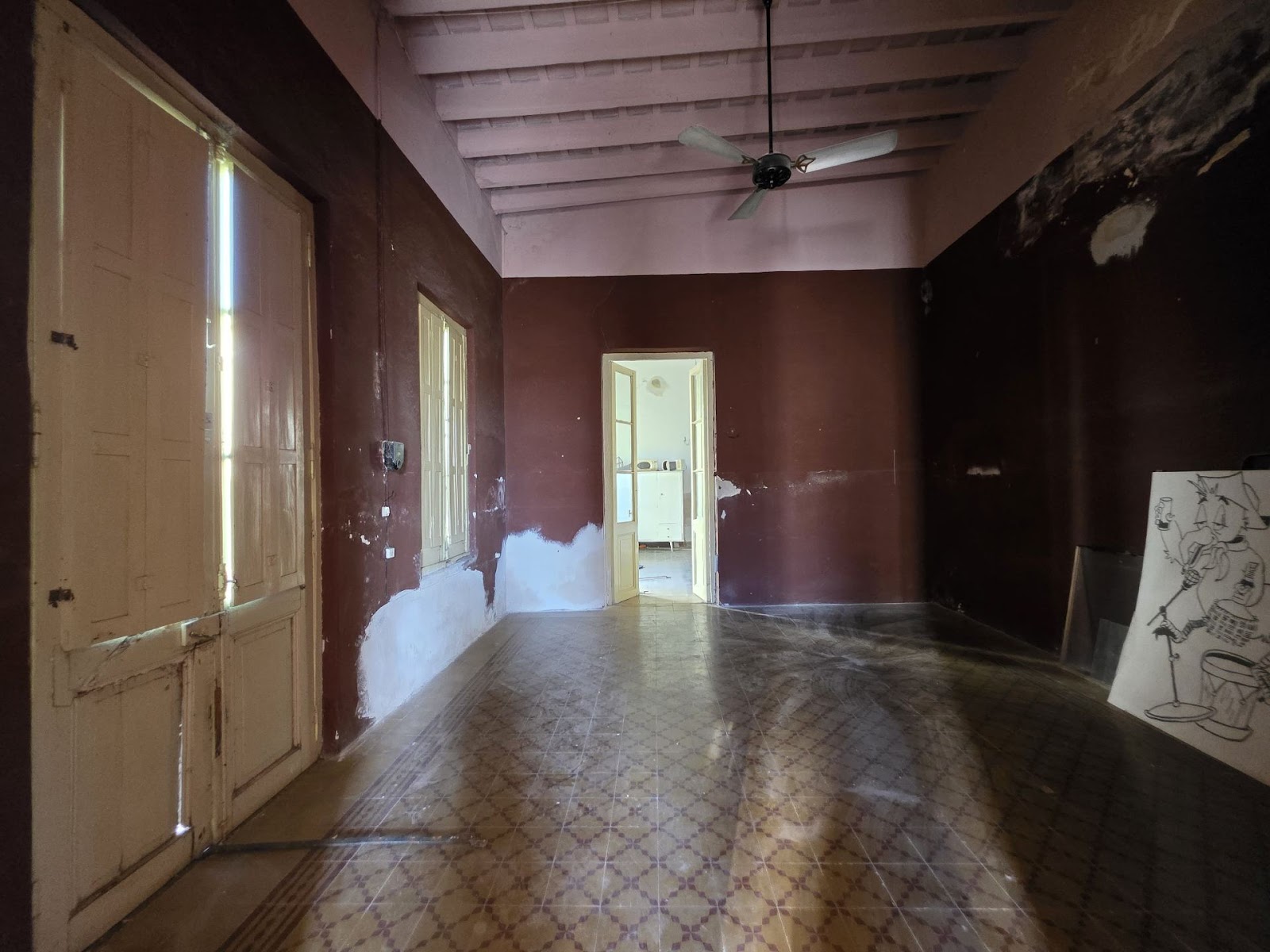 4 habitaciones · cocina · patio central con aljibe · parque · pileta - foto 7
