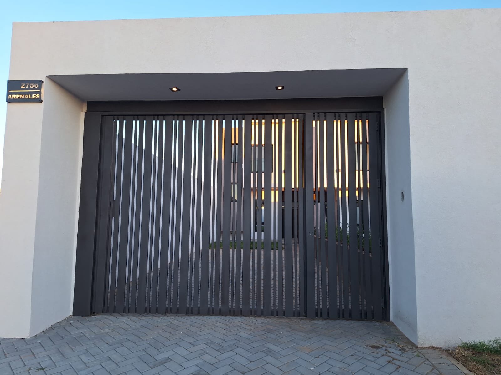 3 habitaciones · cochera · patio amplio con asador - foto 8