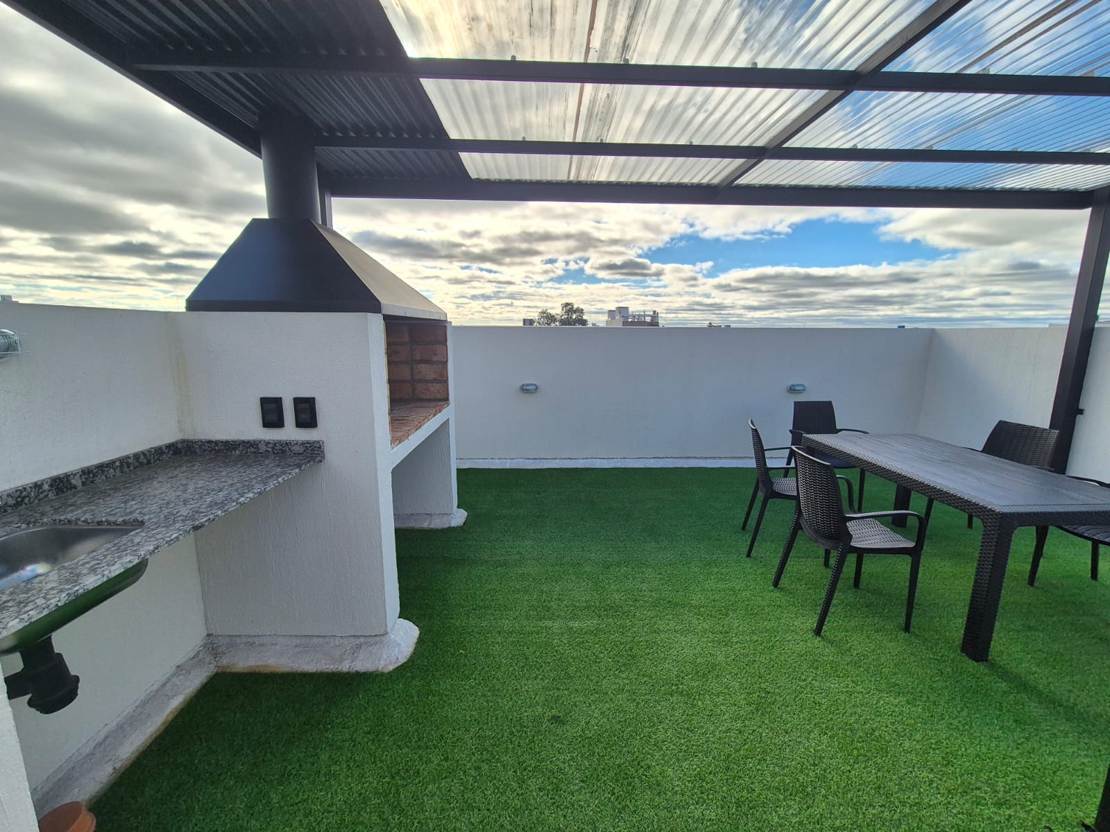 1 habitación · Planta baja · baño amplio · Cocina-estar integrados · 2 patios · terraza accesible y compartida - foto 14