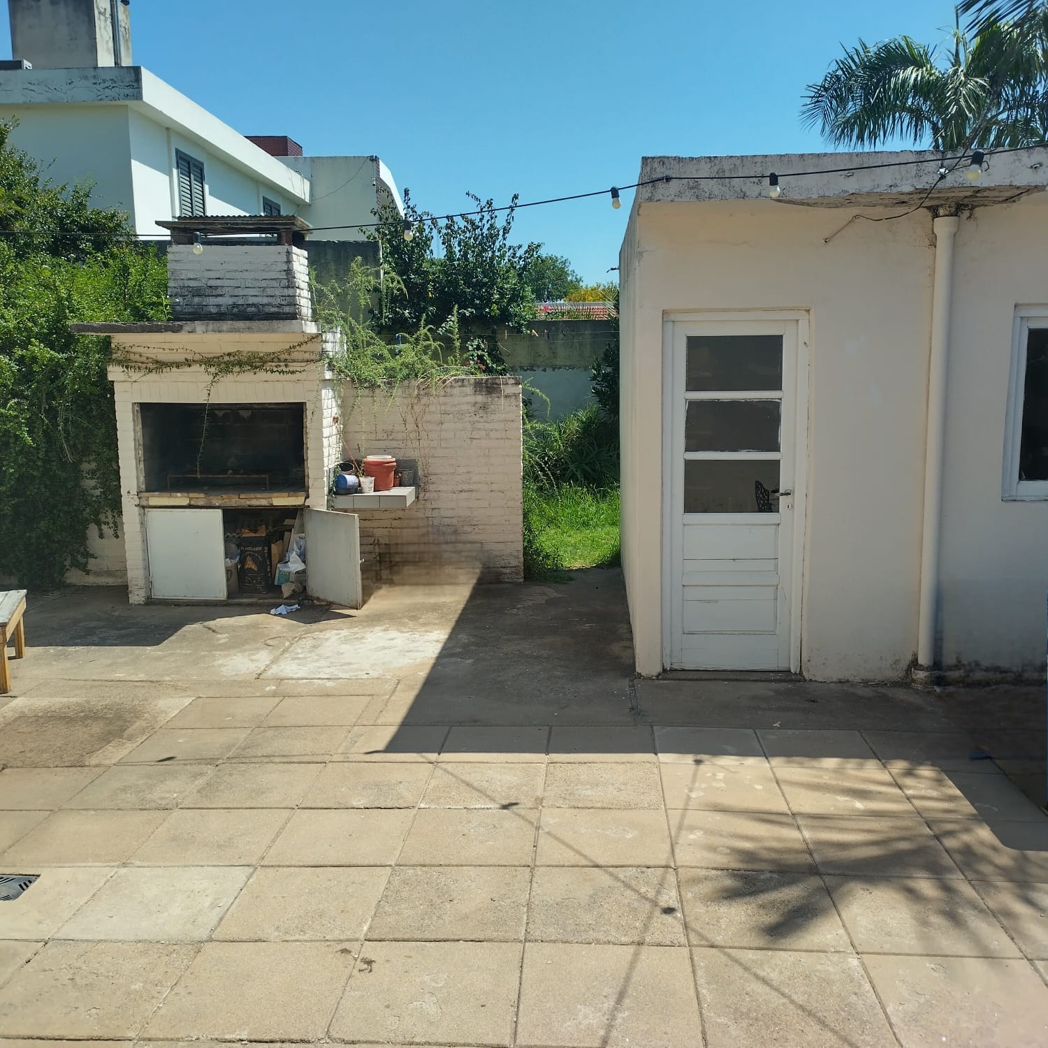 3 dormitorios · cocina · comedor · estar · living · garaje · patio con deposito · lote 355m2 · superf. Cubierta 156m2 - foto 6