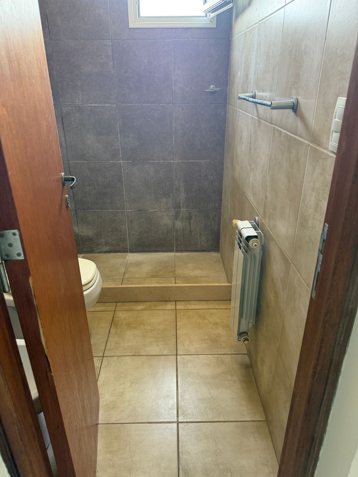 2 dormitorios · cocina · living comedor · balcón · vista frente · 4to piso · escritura - foto 6
