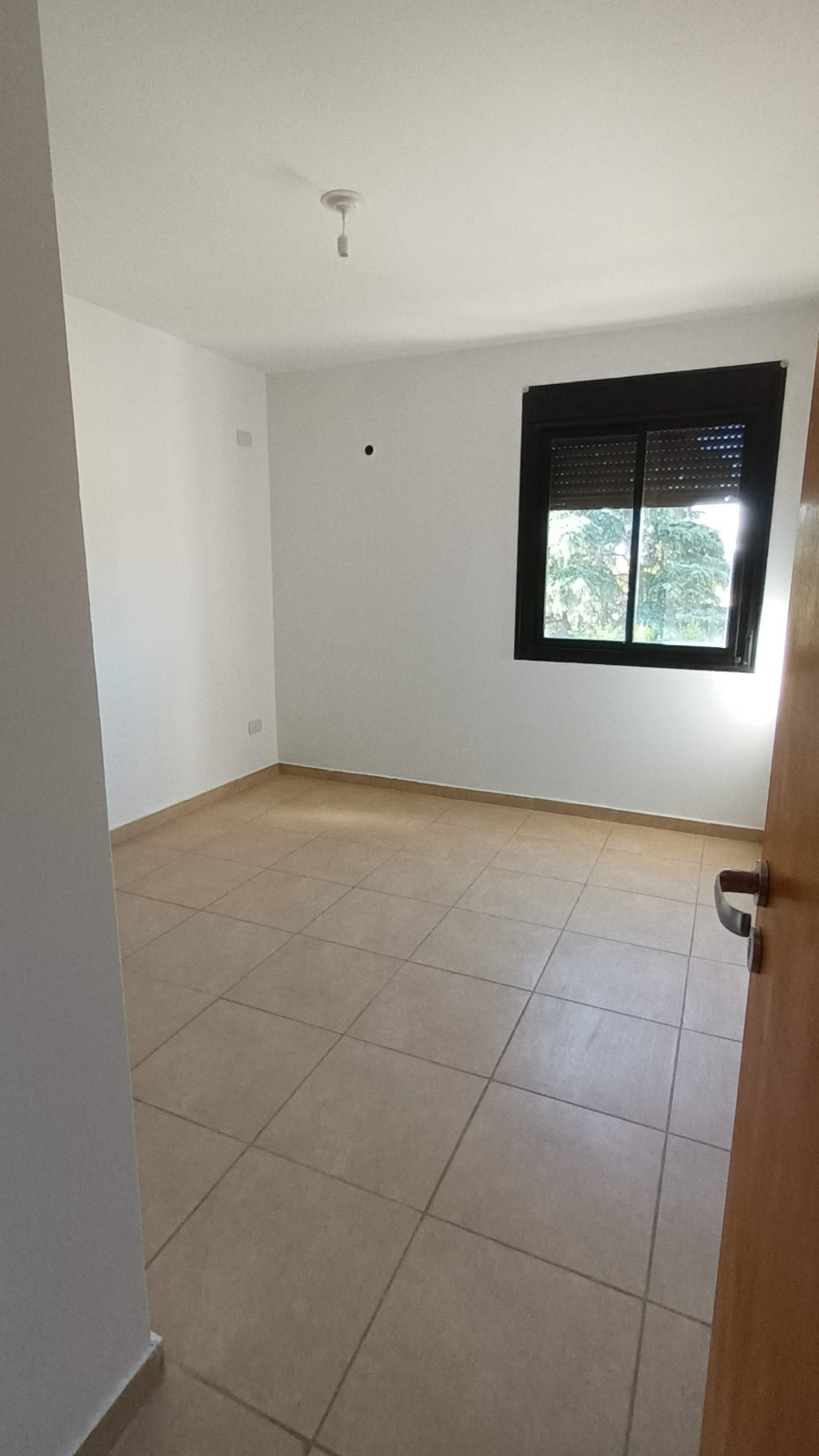 1 dormitorio (Placard) · cocina comedor · baño y ante baño · 2 do piso · escritura · alquilado - foto 7