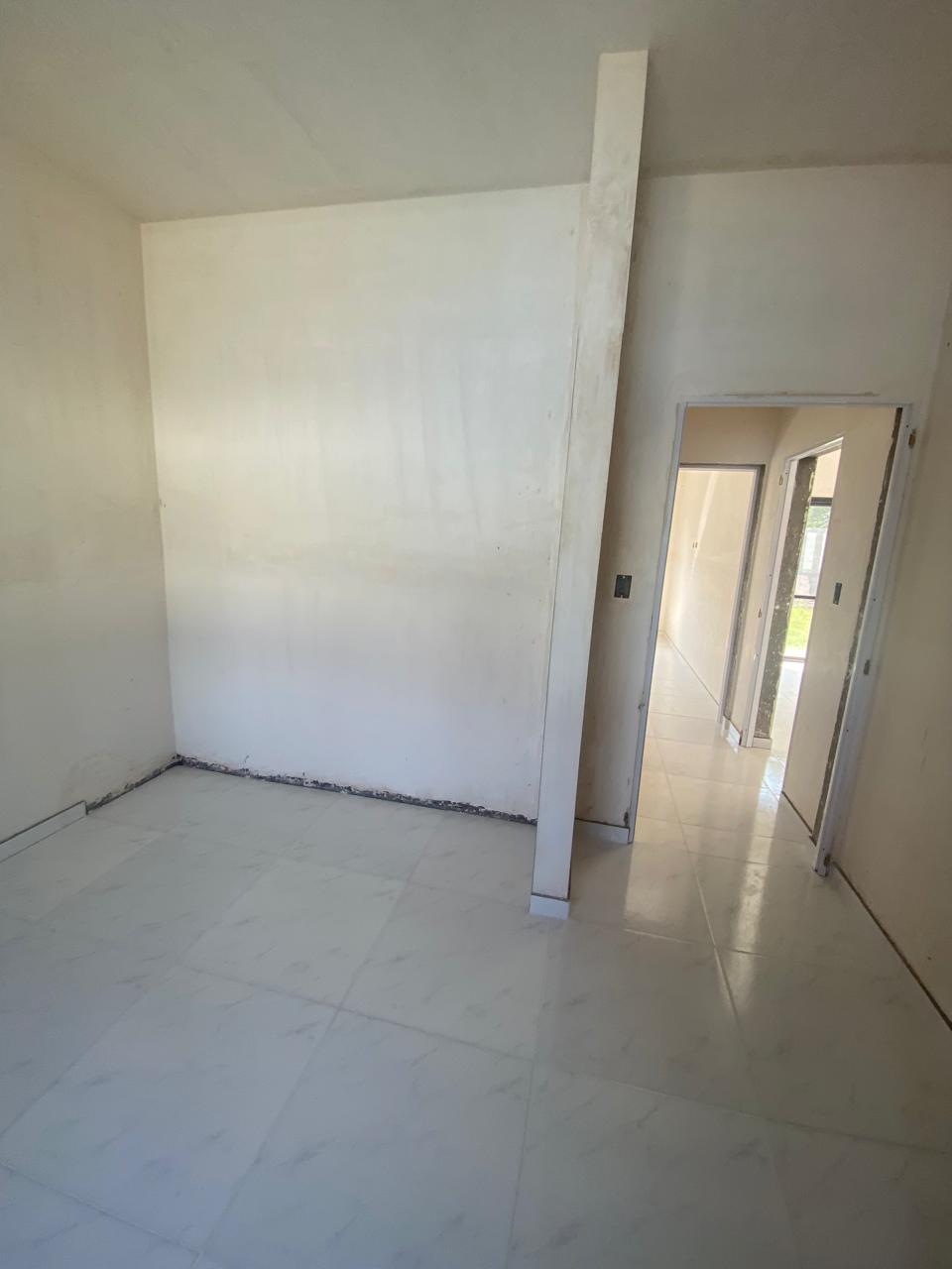 Casa a estrenar · 2 dormitorios · baño · cocina integrada al estar comedor · patio · espacio para cochera doble · escritura · lote 10x20 · superf.cubierta 63m2 - foto 9