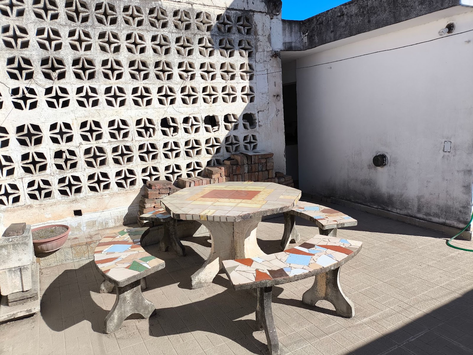 Local comercial · 3 baños · cocina · sector de producción · garaje · dpto 1 dormitorio con terraza - foto 17