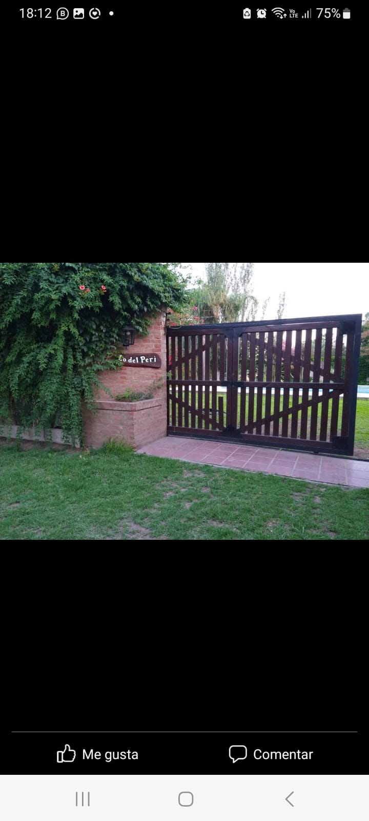 1 dormitorio · 2 baños · quincho integrado para 40 personas · parque con piscina · 1000 aprox de terreno - foto 3