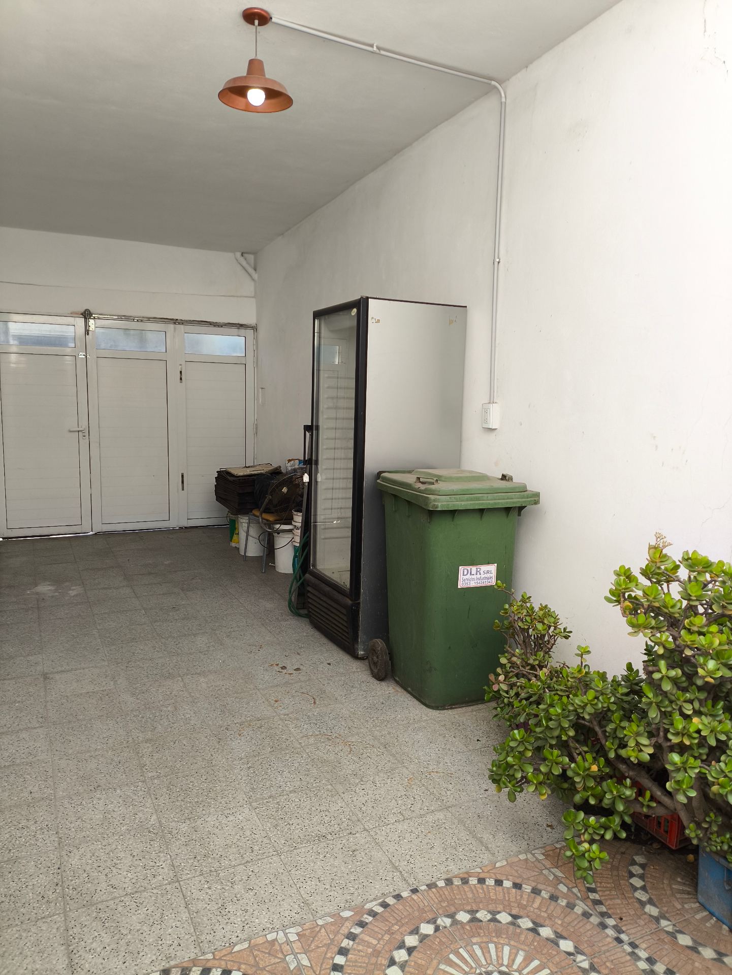 Local comercial · 3 baños · cocina · sector de producción · garaje · dpto 1 dormitorio con terraza - foto 12