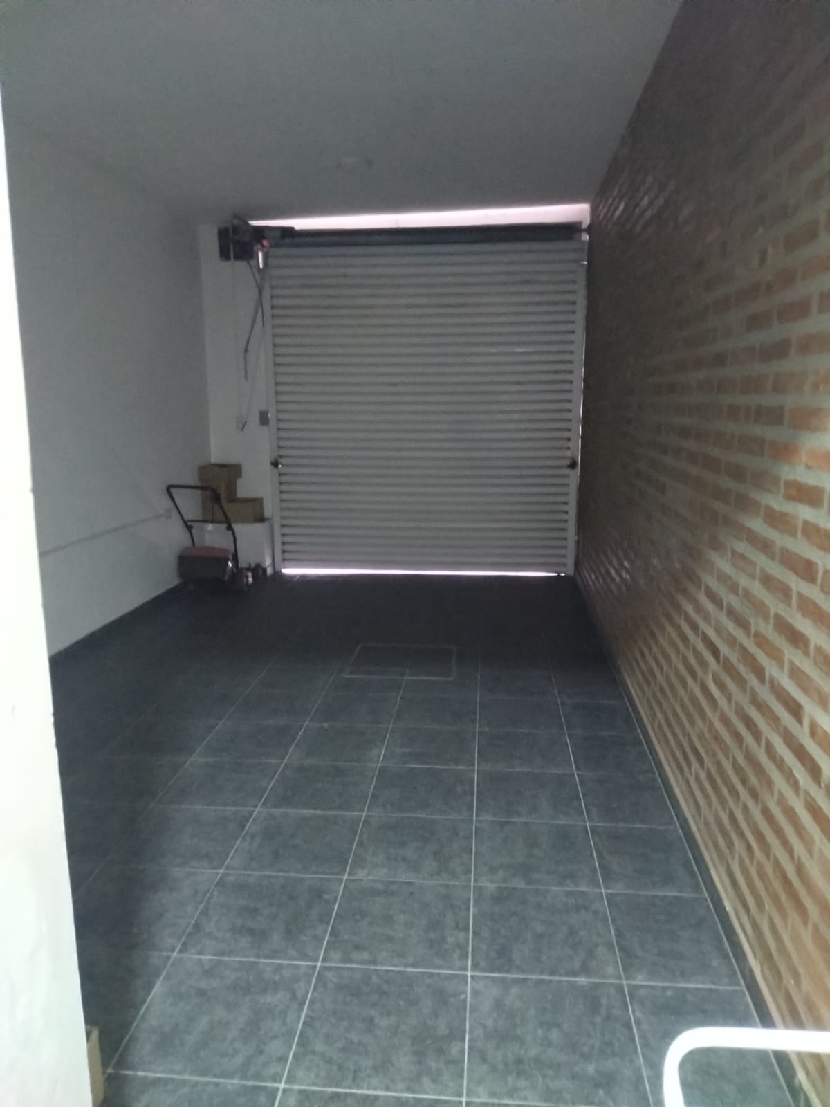 2 dormitorios · cocina · living comedor · 1 baño · garaje · galería con asador · patio mediano · Superf. Cubierta 120m2 aprox lote 220m2 · apta crédito - foto 9