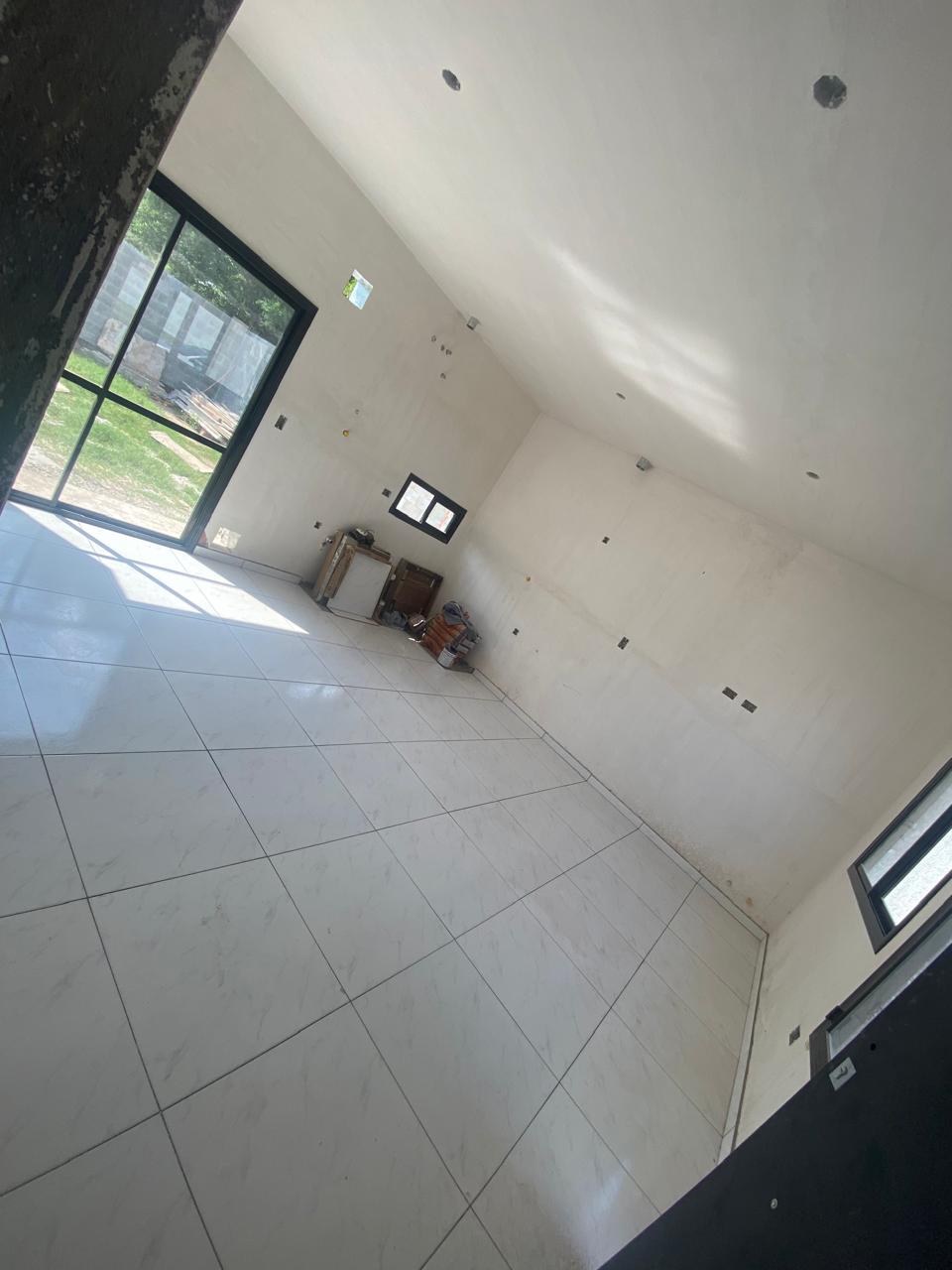 Casa a estrenar · 2 dormitorios · baño · cocina integrada al estar comedor · patio · espacio para cochera doble · escritura · lote 10x20 · superf.cubierta 63m2 - foto 7