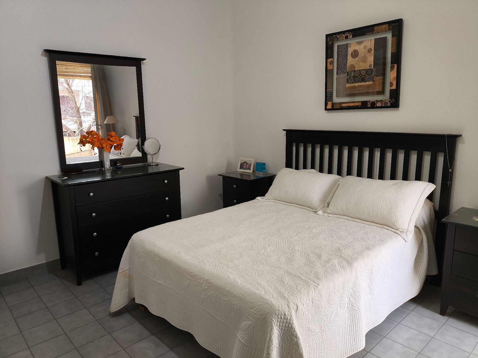 3 dormitorios · 2 baños ( principal con ante baño) · cocina · comedor · living · terraza · garaje (hoy local comercial) - foto 6