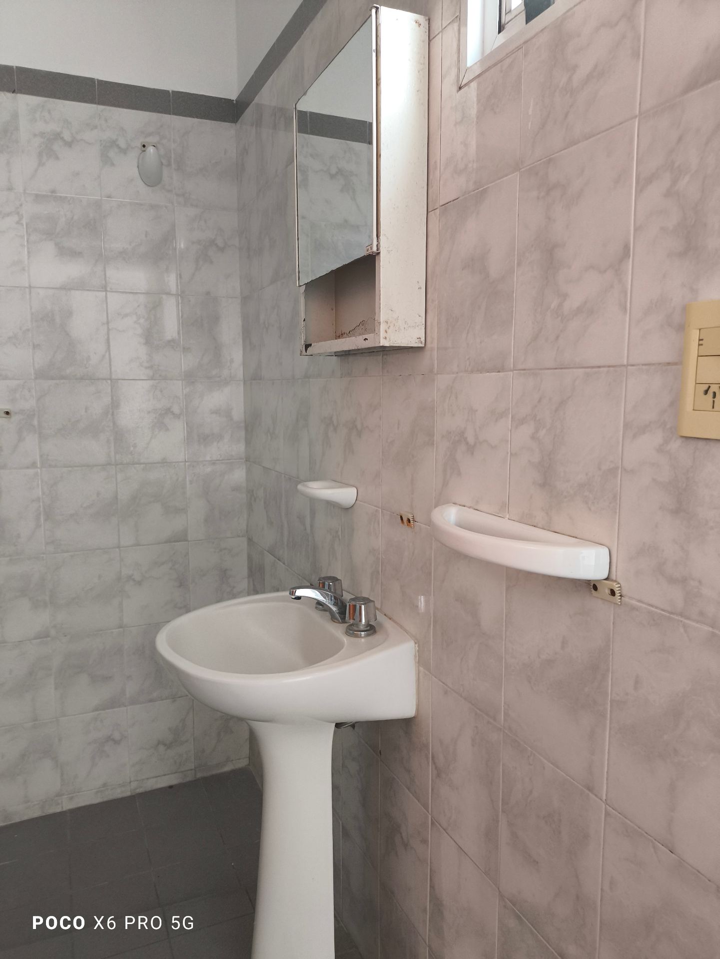 1 dormitorio · cocina comedor · baño · patio terraza · 1 er piso · escritura · desocupado - foto 11