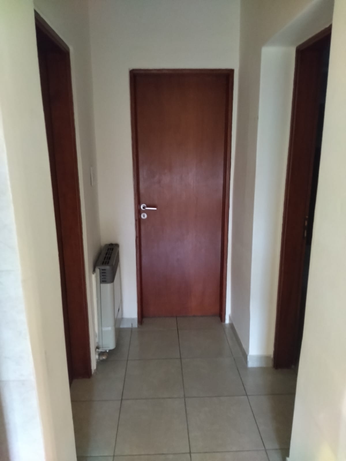 2 dormitorios · cocina · living comedor · 1 baño · garaje · galería con asador · patio mediano · Superf. Cubierta 120m2 aprox lote 220m2 · apta crédito - foto 7