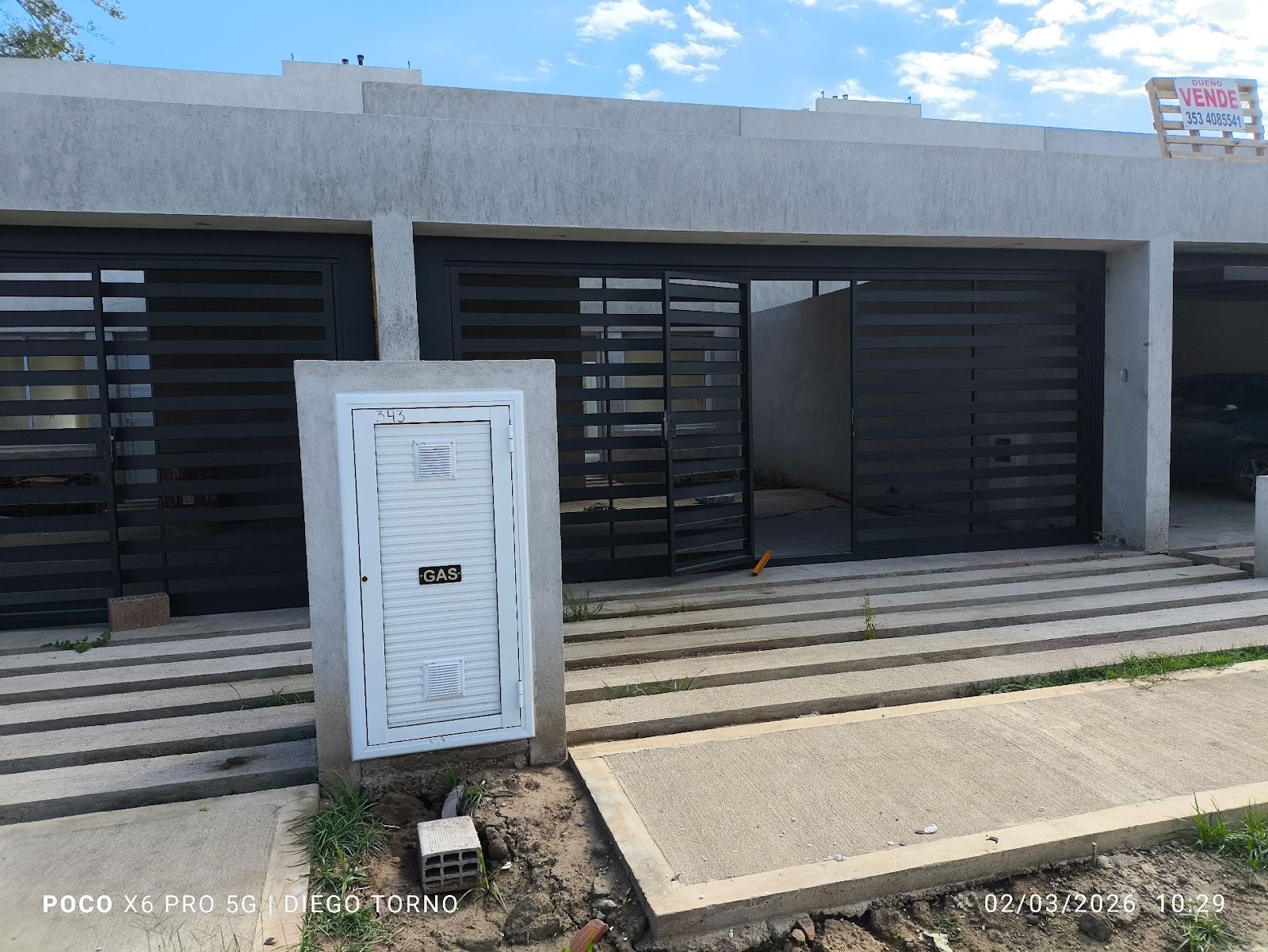 2 dormitorios · 2 baños (principal con ante baño) · cochera doble con portón automático · patio amplio con asador · calefacción central - foto 11