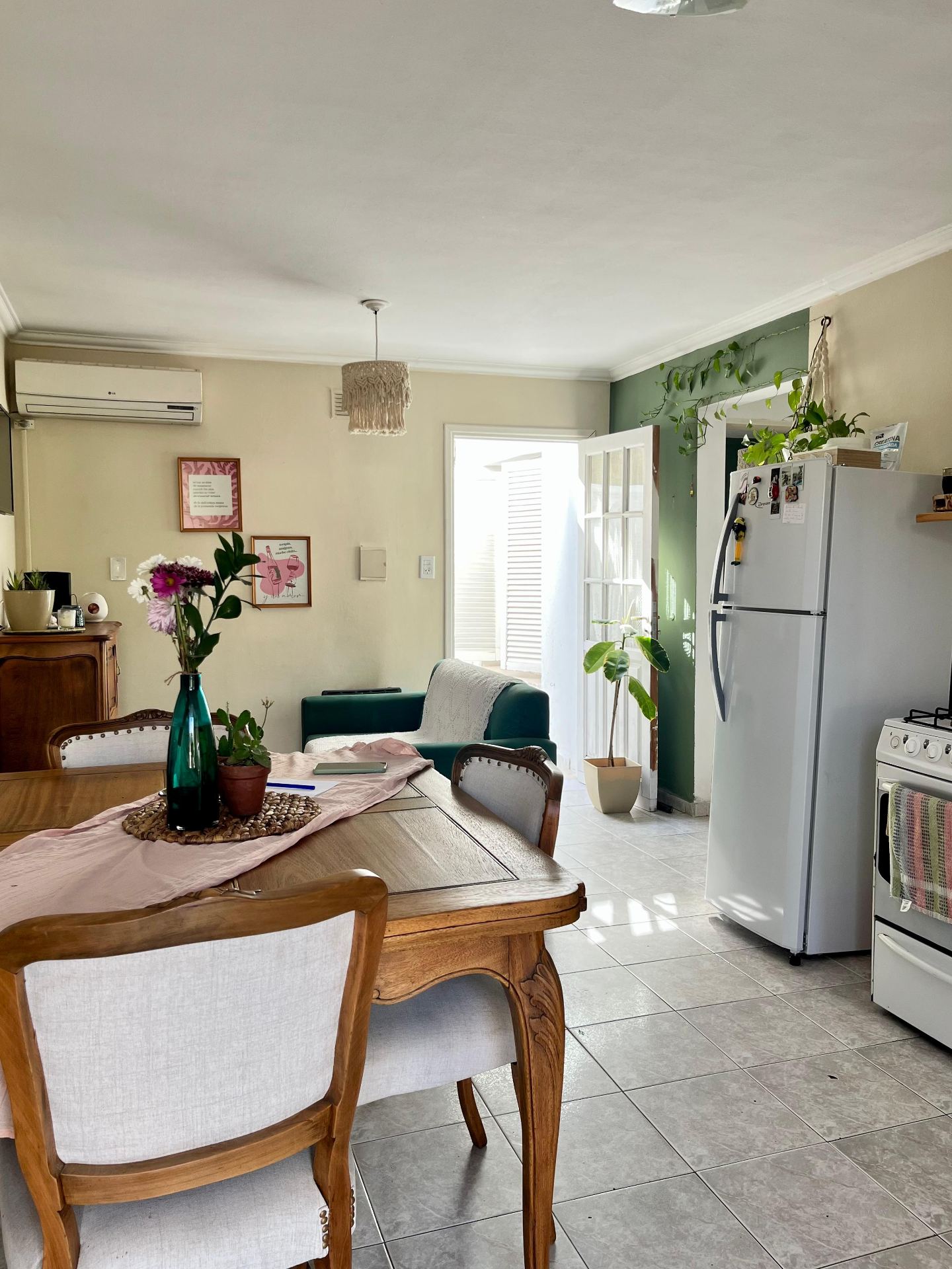 2 dormitorios · planta baja · cocina comedor · baño · Patio · cochera propia · escritura · apto crédito - foto 5