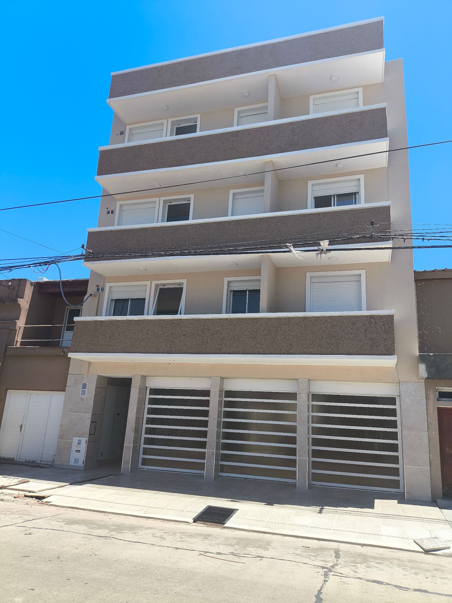 Monoambiente · 2 do piso · interno · equipado con alacena y calefactor · 27m2 · escritura en trámite - foto 6