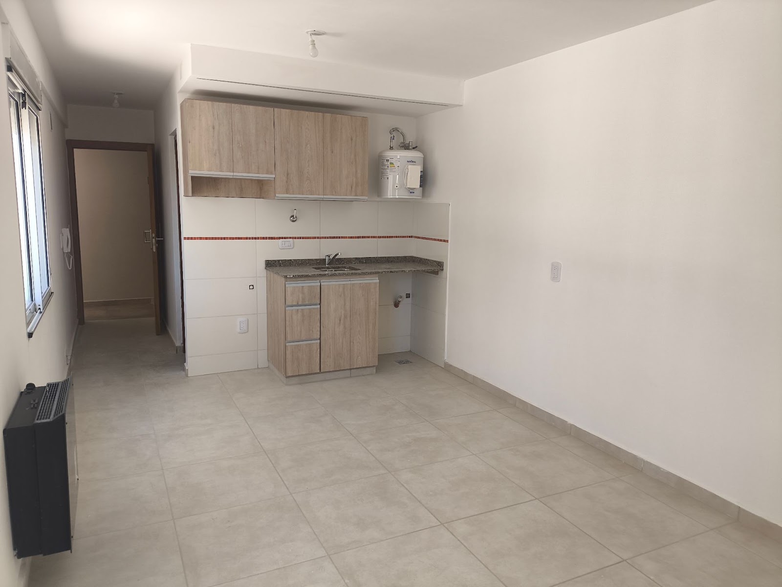 Monoambiente · 2 do piso · interno · equipado con alacena y calefactor · 27m2 · escritura en trámite - foto 5