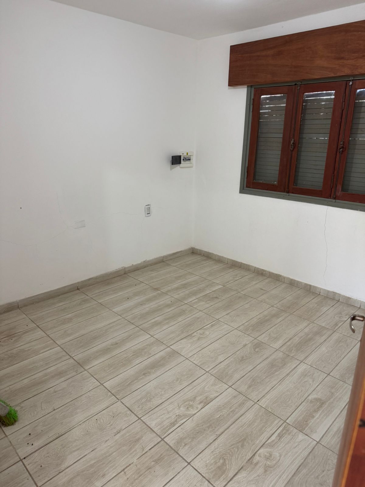 2 dormitorios · cocina comedor · living · lavadero · patio grande · Superf. Cubierta 80m2 aprox. Lote 250m2 - foto 10