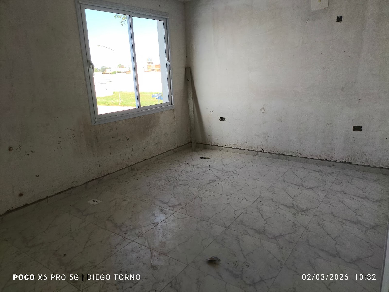 2 dormitorios · 2 baños (principal con ante baño) · cochera doble con portón automático · patio amplio con asador · calefacción central - foto 9