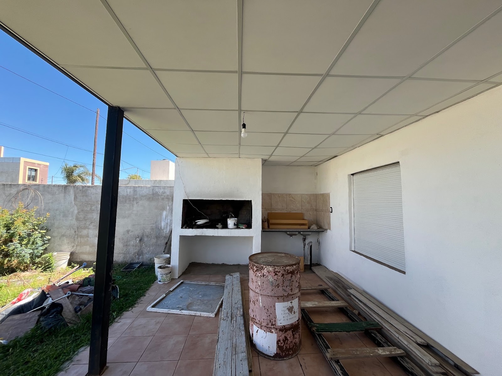 2 · habitaciones · 1 baño · cocina/ comedor · galería · cochera y patio - foto 3