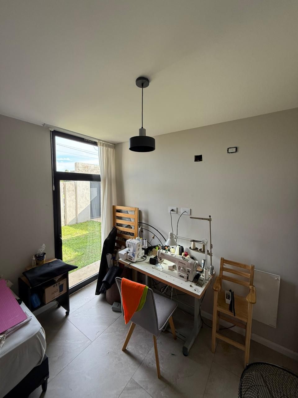 JARDIN DELANTERO · COCINA · LIVING · COMEDOR · 2 DORMITORIOS · ANTE BAÑO · BAÑO · GALERIA CON ASADOR · PATIO CON PILETA - foto 5