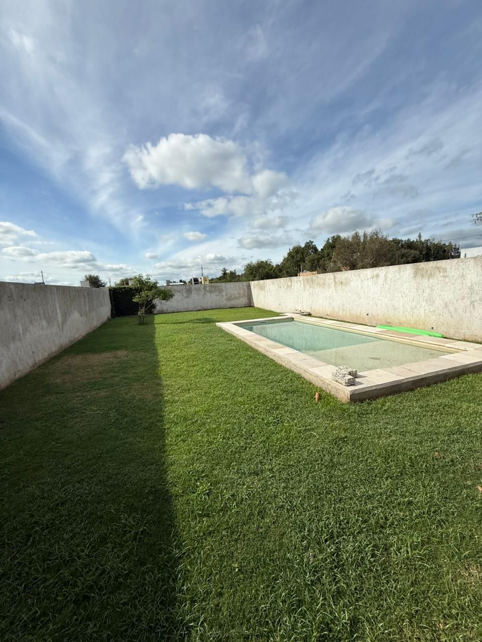 JARDIN DELANTERO · COCINA · LIVING · COMEDOR · 2 DORMITORIOS · ANTE BAÑO · BAÑO · GALERIA CON ASADOR · PATIO CON PILETA - foto 10