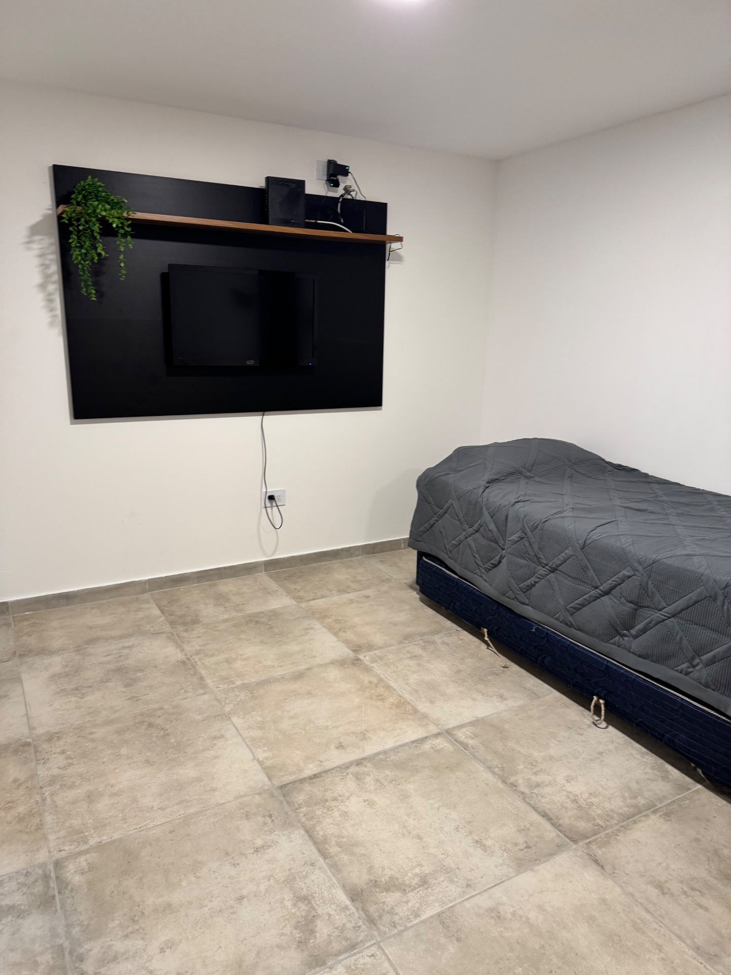 1 habitacion · cocina · living · baño · balcón · cochera - foto 5