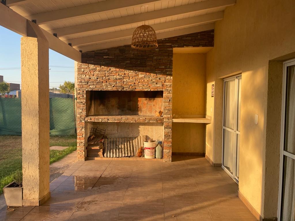 2 baños · patio · cocina - foto 4