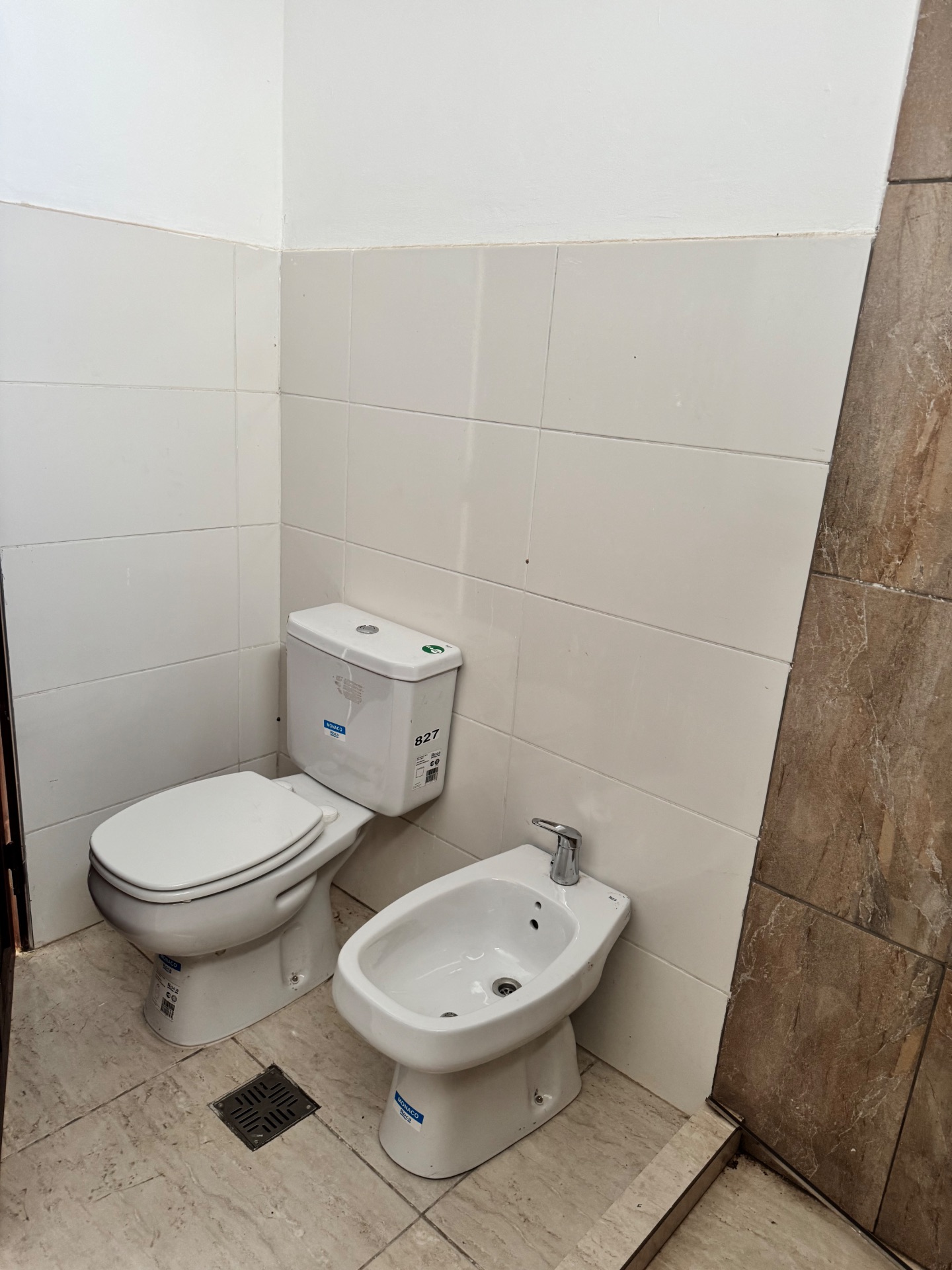 3 dormitorios · baño · living · cocina · patio · cochera - foto 16