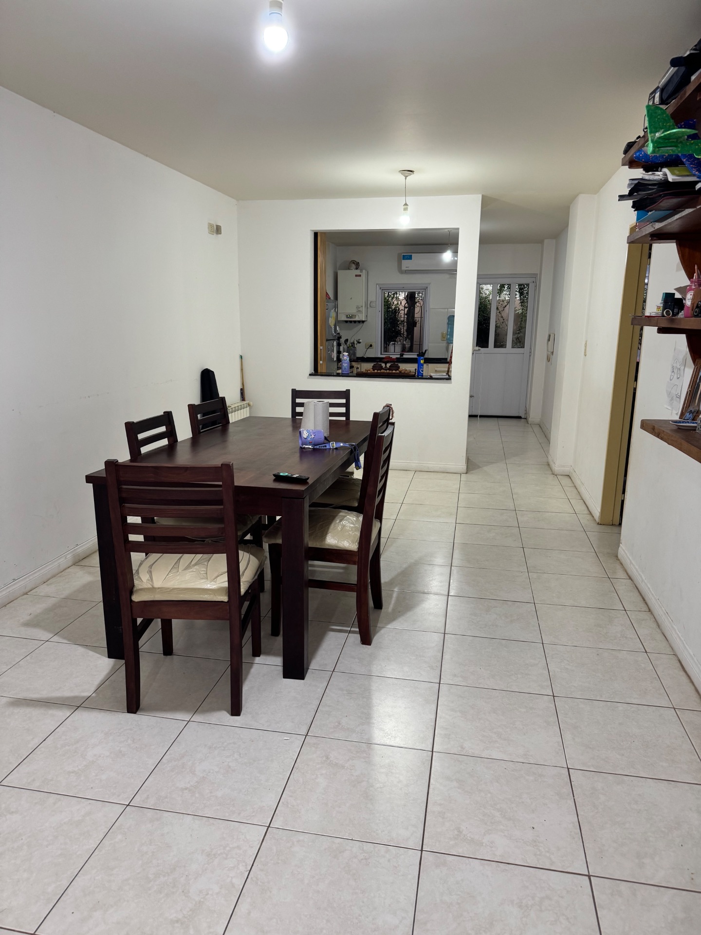 2 habitaciones · patio de luz · baño · cocina · comedor · pileta · quincho - foto 5