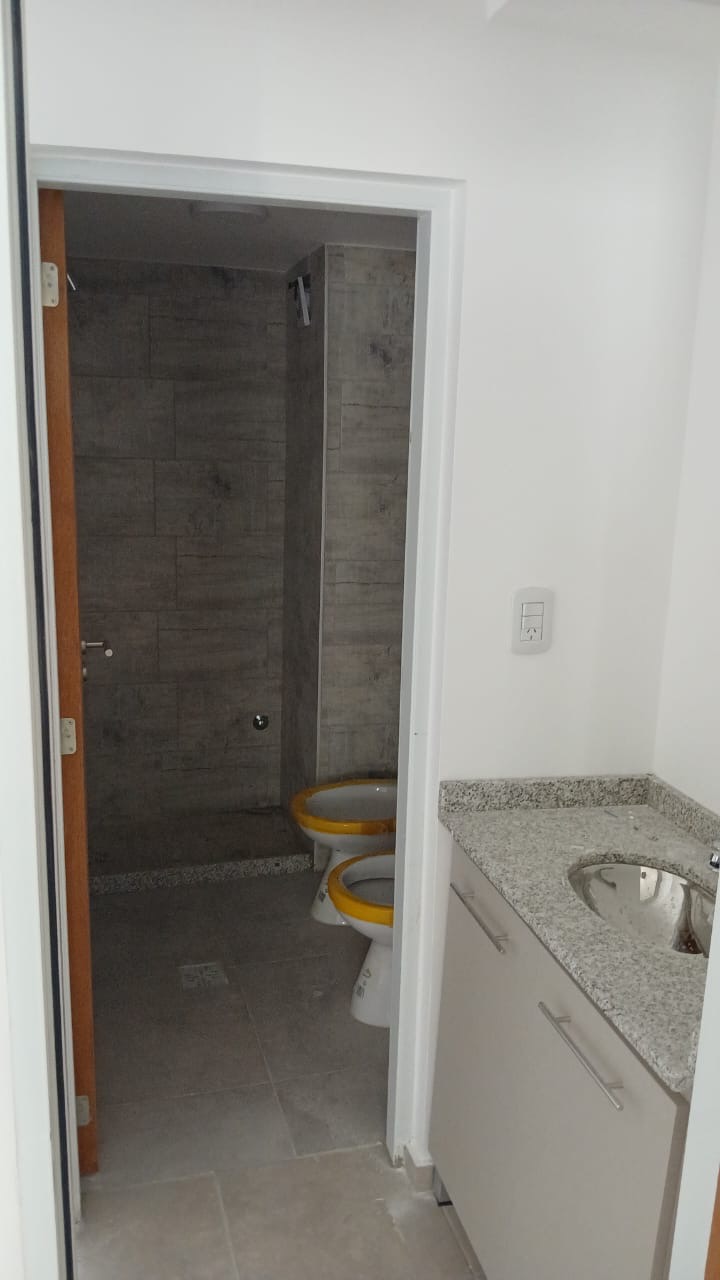 1 habitacion · cocina · baño · balcón - foto 10