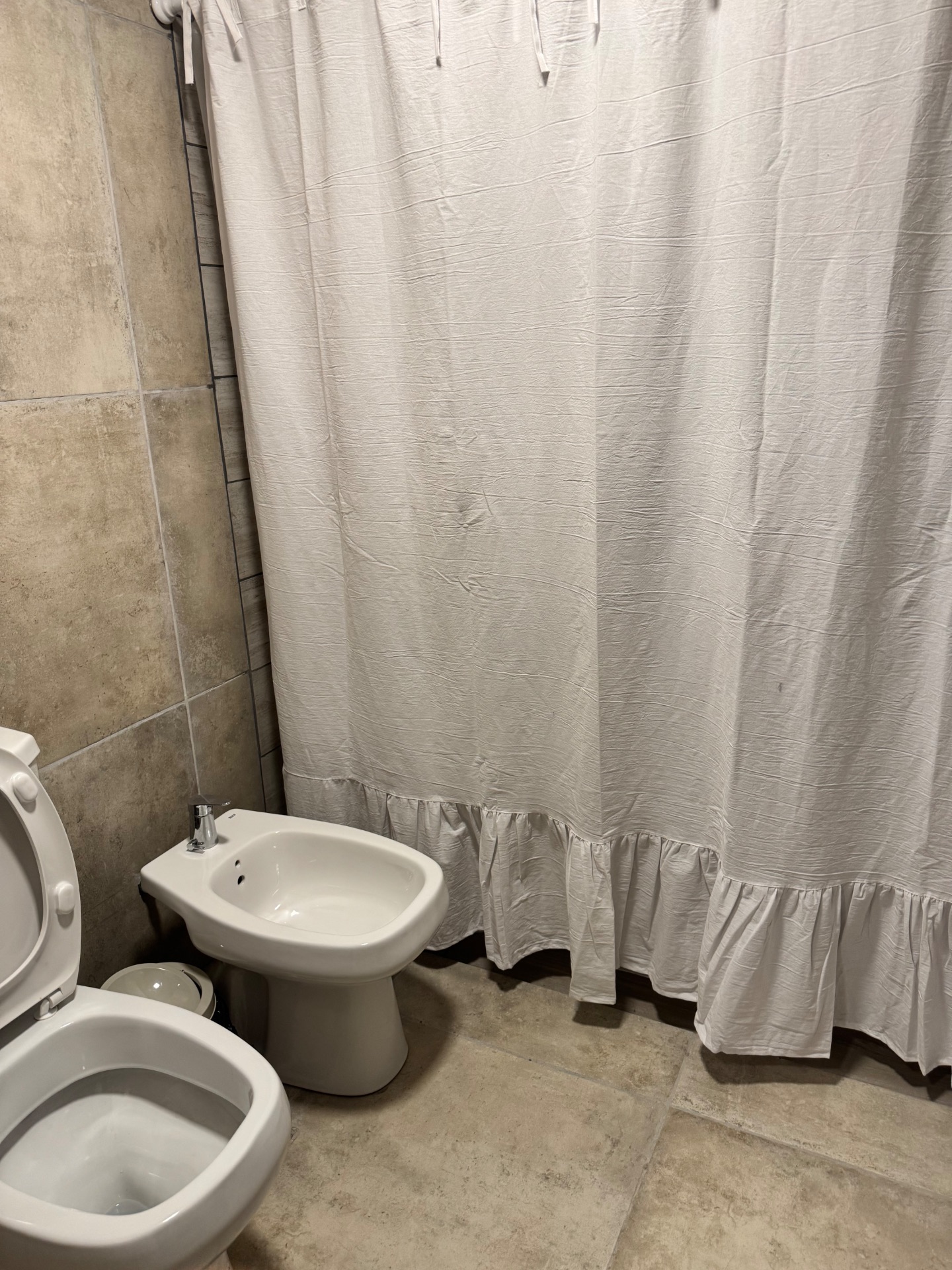 1 habitacion · cocina · living · baño · balcón · cochera - foto 7