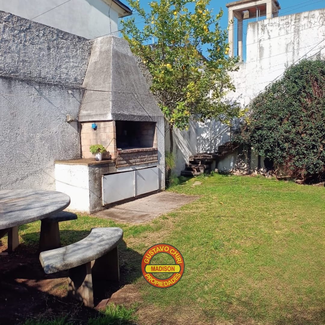 3 Dormitorios · 3 Baños · 2 Antebaños · Cocina · Hall De Ingreso · Cochera (Amplia) · Living-Comedor · Patio · Asador · Lavadero · Oficina - foto 9