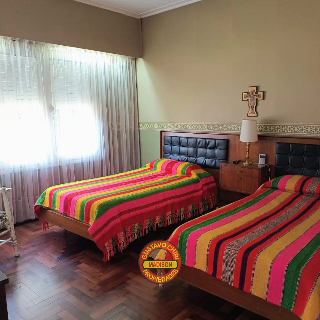3 Dormitorios · 3 Baños · 2 Antebaños · Cocina · Hall De Ingreso · Cochera (Amplia) · Living-Comedor · Patio · Asador · Lavadero · Oficina - foto 6