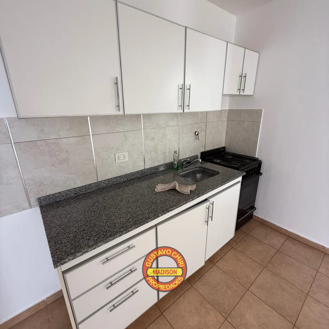 1 Dormitorio · Baño · Cocina-Estar-Comedor · Patio De Luz - foto 4