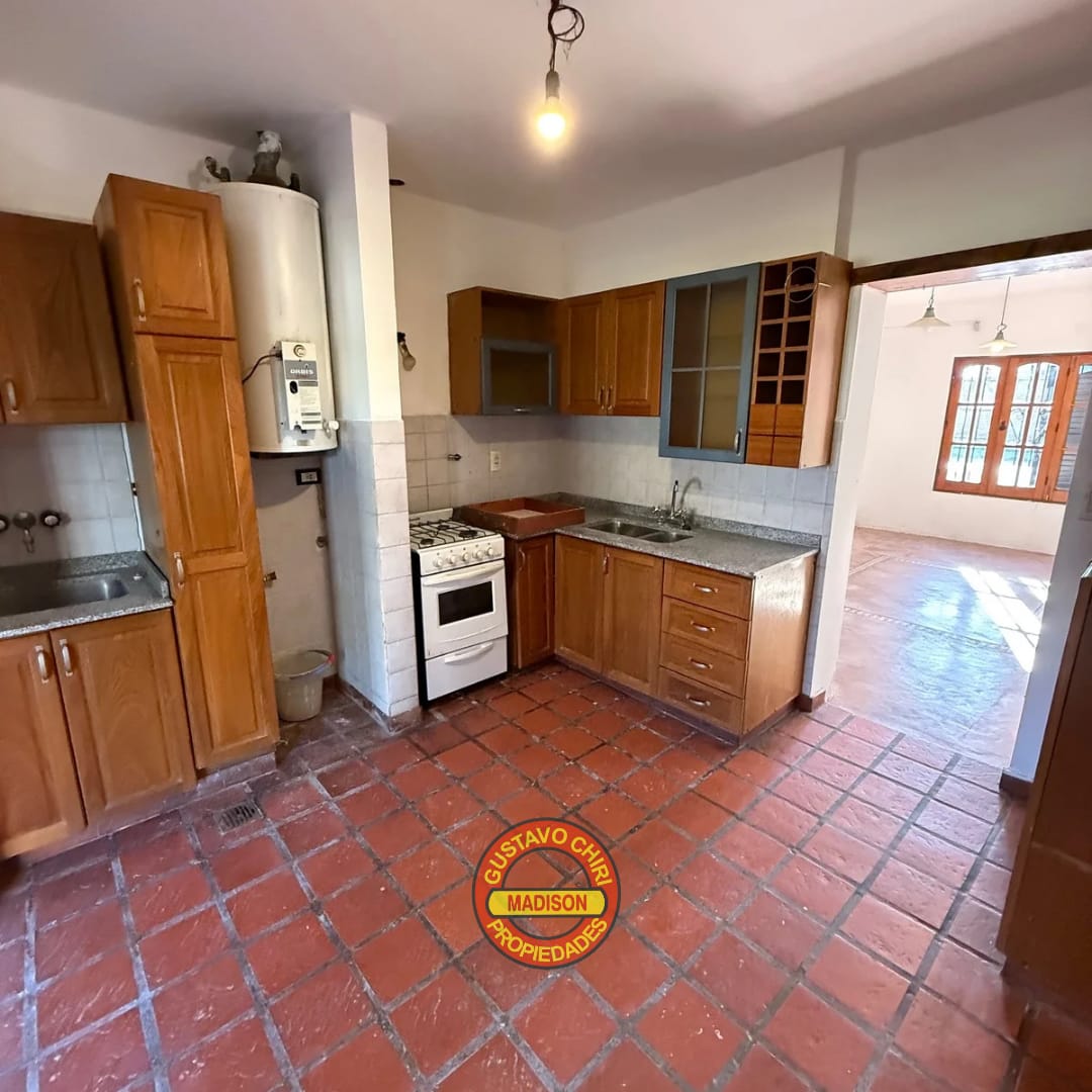 3 Dormitorios · Baño · Antebaño · Cocina · Comedor · Cochera (Para Dos Autos) · Living · Patio · Pileta - foto 5