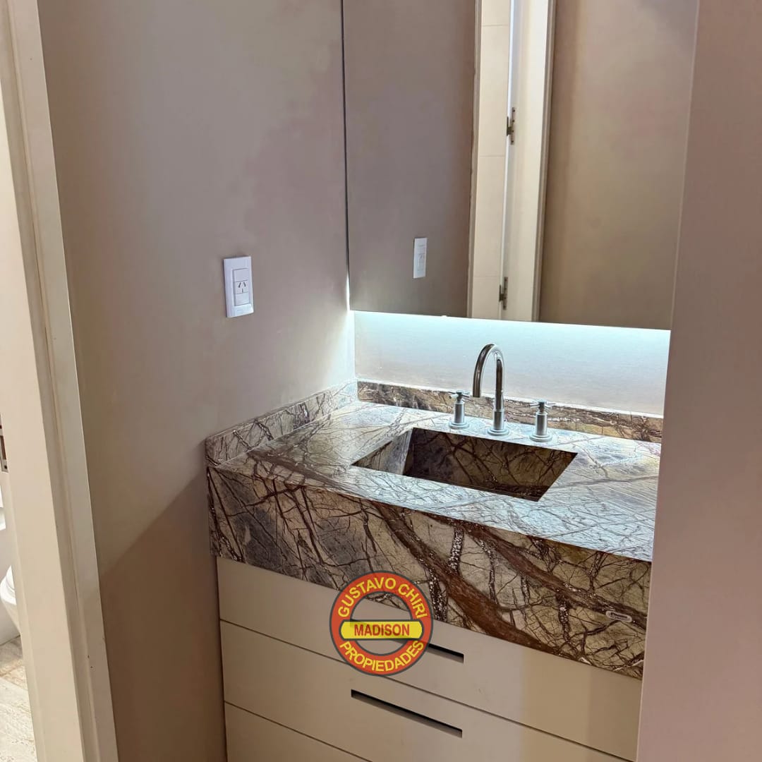 3 Dormitorios · 4 Baños · Cocina · Estar Comedor · Oficina · Lavadero · Cochera Doble · Galería · Pileta - foto 9