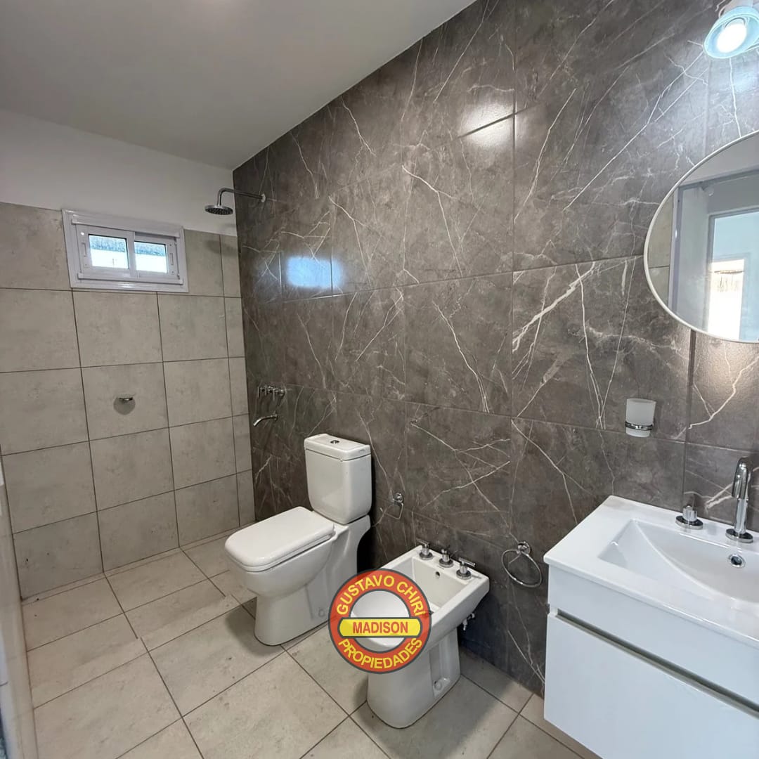 2 Dormitorios · Cocina · Baño · Estar-Comedor · Patio · Cochera - foto 9