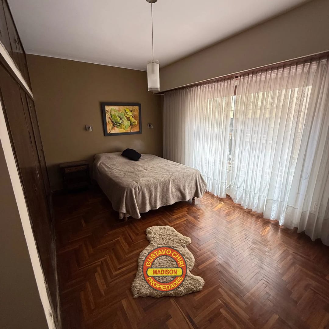 3 Dormitorios · 2 Baños · Cocina · Estar Comedor Amplio · Lavadero · Cochera · Patio - foto 2